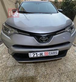 تۆیۆتا ڕاڤ 4